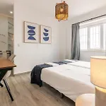 Apartment First Floor Carregado
